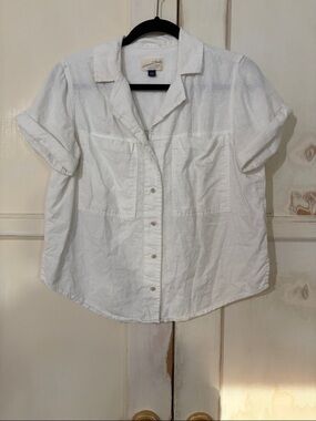 Universal Thread Cream Button-Up Shirt Linen Blend